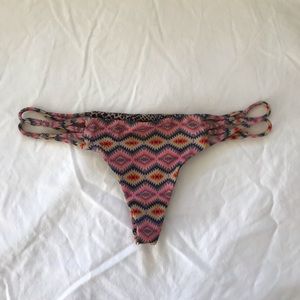 Acacia La Riviera bottom Navajo Print